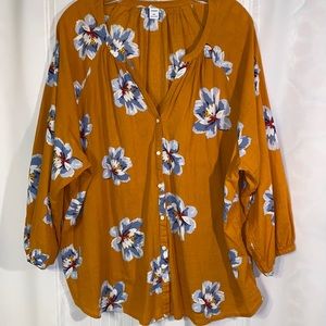 Old Navy yellow floral blouse